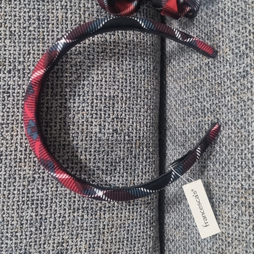 FRANCESCA'S Headband & Scrunchie Plaid 2pc Set - Picture 4 of 7